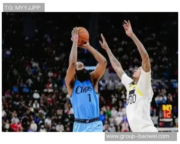 泰伦卢称赞莱昂纳德身体状态良好期待球队能持续保持最佳状态