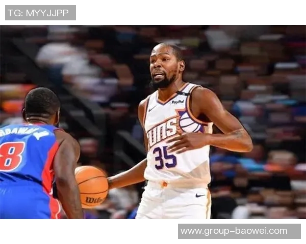 白帝季前赛表现惊艳怀特22分钟内高效砍下16分7板5助3帽