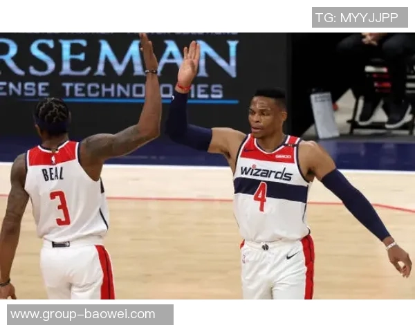 拉塞尔替补出战砍下30分创生涯新高何时能晋升首发阵容