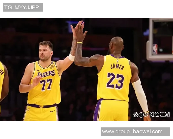 雷迪克透露詹姆斯东契奇缺席对勇士季前赛将影响比赛走势