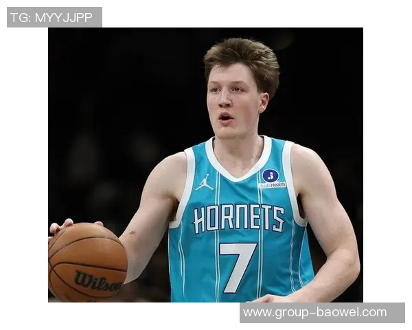 克尼佩尔表现积极尽管手感一般14投4中斩获18分罚球命中率高正负值显著提升